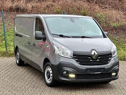 Grau Gebraucht 2019 Renault Trafic Komfort Van | 11.999 € (Guter Preis)