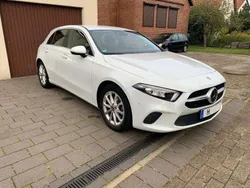 Gebraucht 2020 Mercedes A200 Limousine | 28.500 € (Etwas zu teuer)