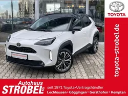 Weiß Gebraucht 2024 Toyota Yaris Cross Plus SUV | 29.980 € (Fairer Preis)