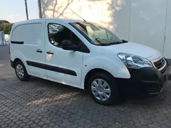 Weiß Gebraucht 2018 Peugeot Partner Van / Kleinbus | 8.250 € (Superpreis)