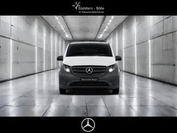 Arktikweiß Gebraucht 2020 Mercedes Vito Van / Kleinbus | 23.204 € (Guter Preis)