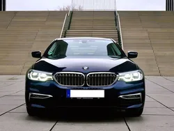 Blau Gebraucht 2019 BMW 530 Luxury Line Limousine | 34.999 € (Etwas zu teuer)