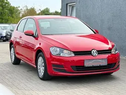 Rot Gebraucht 2014 VW Golf VII Trendline Limousine | 4.399 € (Superpreis)