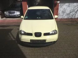 Gelb Gebraucht 2001 Seat Arosa Kleinwagen | 1.199 € (Etwas zu teuer)