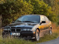 Grün Gebraucht 1996 BMW 316 Compact M Sport Kleinwagen | 1.499 € (Fairer Preis)