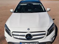 Weiß Gebraucht 2015 Mercedes GLA200 Urban SUV | 14.500 € (Guter Preis)
