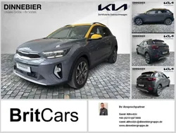 Grau (metallic) Gebraucht 2023 Kia Stonic Spirit SUV | 21.890 € (Fairer Preis)