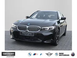 Black sapphire Neu 2025 BMW 330e Comfort Edition Kombi | 62.990 € (Etwas zu teuer)