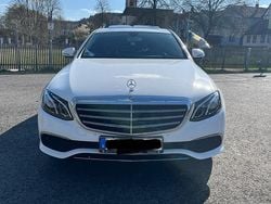 Weiß Gebraucht 2016 Mercedes E220 Limousine | 22.000 € (Superpreis)
