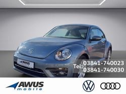 Blau / stonewashed blue (metallic) Gebraucht 2017 VW Beetle Exclusive Limousine | 19.990 € (Fairer Preis)