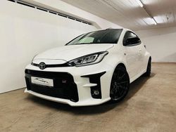 Weiß Gebraucht 2021 Toyota Yaris | 34.990 € (Teuer)