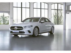 Unilack polarweiß Gebraucht 2022 Mercedes A250 Limousine | 25.880 € (Superpreis)