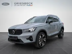 Grau Neu 2025 Volvo XC40 Business Edition SUV | 49.990 € (Teuer)