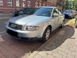 Blau Gebraucht 2001 Audi A4 Limousine | 1.850 € (Guter Preis)