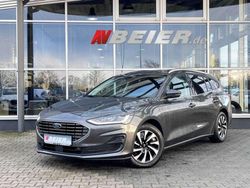 Magnetic Gebraucht 2025 Ford Focus Titanium Kombi | 20.591 € (Superpreis)