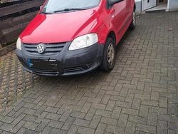 Rot Gebraucht 2009 VW Fox Kleinwagen | 875 € (Guter Preis)
