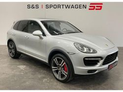 Klassiksilbermetallic (metallic) Gebraucht 2011 Porsche Cayenne SUV | 27.900 € (Etwas zu teuer)