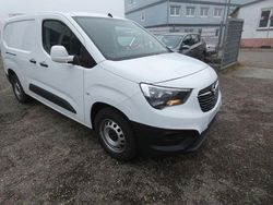 Weiß Gebraucht 2021 Opel Combo Edition Van / Kleinbus | 9.490 € (Fairer Preis)