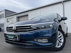 Blau Gebraucht 2023 VW Passat Business Kombi | 30.860 € (Guter Preis)