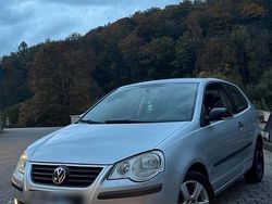 Silber Gebraucht 2007 VW Polo Kleinwagen | 2.600 € (Fairer Preis)