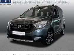Grau Gebraucht 2018 Dacia Dokker Celebration Van | 14.444 € (Teuer)