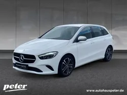 Weiß Gebraucht 2024 Mercedes B180 Advanced Van / Kleinbus | 30.480 € (Guter Preis)
