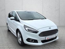 Weiß Gebraucht 2017 Ford S-MAX Titanium Van / Kleinbus | 10.990 € (Guter Preis)