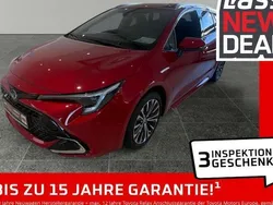 Rot Gebraucht 2024 Toyota Corolla Team Limousine | 32.480 €