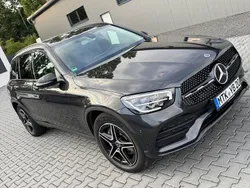 Grau Gebraucht 2019 Mercedes GLC220 AMG SUV | 27.400 € (Fairer Preis)