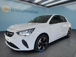 Weiß Gebraucht 2023 Opel Corsa-e Elegance Kleinwagen | 18.499 € (Etwas zu teuer)