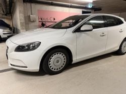 Weiß Gebraucht 2014 Volvo V40 Kombi | 8.000 € (Guter Preis)