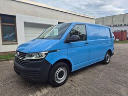 Blau Gebraucht 2020 VW T6.1 Van | 20.490 € (Etwas zu teuer)