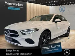 Weiß Gebraucht 2023 Mercedes A250 Limousine | 26.880 € (Guter Preis)