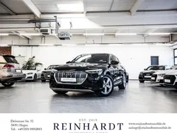 Brillantschwarz Gebraucht 2023 Audi e-tron Advanced SUV | 35.025 €