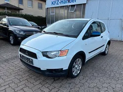 Weiß Gebraucht 2011 Mitsubishi Colt Edition Kleinwagen | 2.800 € (Fairer Preis)