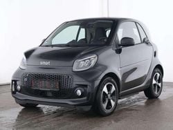 Schwarz Gebraucht 2024 Smart ForTwo Electric Drive Passion Coupé | 18.250 € (Teuer)