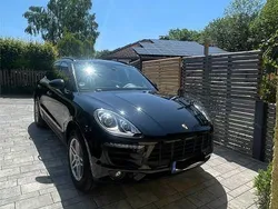 Schwarz Gebraucht 2018 Porsche Macan SUV | 49.999 € (Etwas zu teuer)