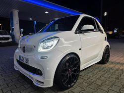 Weiß Gebraucht 2016 Smart ForTwo Cabrio Brabus Cabrio | 14.999 €
