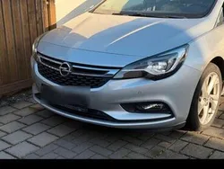 Silber Gebraucht 2016 Opel Astra Kombi | 6.200 € (Superpreis)