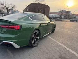 Grün Gebraucht 2020 Audi RS5 Sportback Sport Limousine | 47.350 € (Superpreis)