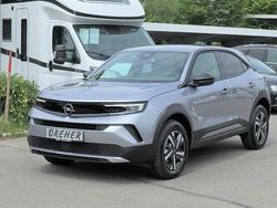 Kontrast grau Gebraucht 2025 Opel Mokka Edition SUV | 25.490 € (Fairer Preis)