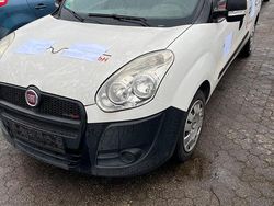 Weiß Gebraucht 2011 Fiat Doblò Van / Kleinbus | 1.700 € (Superpreis)