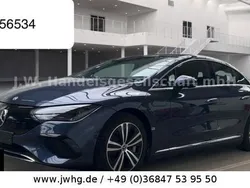 Blue metallic Gebraucht 2023 Mercedes EQE350 Electric Art Limousine | 41.950 € (Superpreis)
