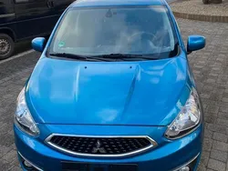 Blau Gebraucht 2017 Mitsubishi Space Star Edition Kleinwagen | 7.250 € (Guter Preis)