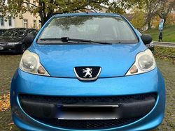 Blau Gebraucht 2006 Peugeot 107 Kleinwagen | 1.700 € (Fairer Preis)