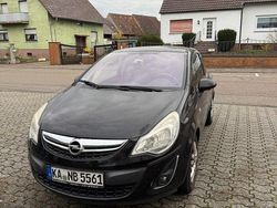 Schwarz Gebraucht 2011 Opel Corsa Selection Kleinwagen | 3.300 € (Fairer Preis)