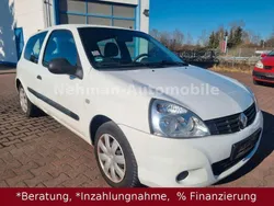 Weiß Gebraucht 2010 Renault Clio II Kleinwagen | 790 € (Superpreis)