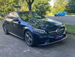 Blau Gebraucht 2019 Mercedes C300 AMG line Limousine | 28.500 € (Guter Preis)