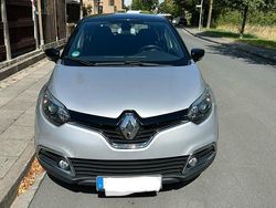 Silber Gebraucht 2017 Renault Captur Experience SUV | 8.900 € (Fairer Preis)