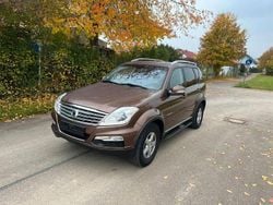 Braun Gebraucht 2016 Ssangyong (KGM) Rexton SUV | 7.999 €